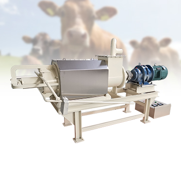 Manure dewatering machine